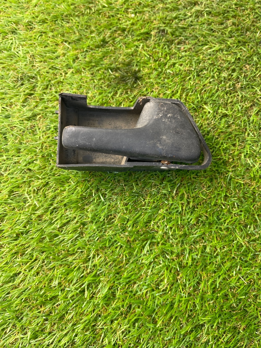 Ручка внутрішня ПП Volkswagen Golf III (1991-1999) 1H0837142