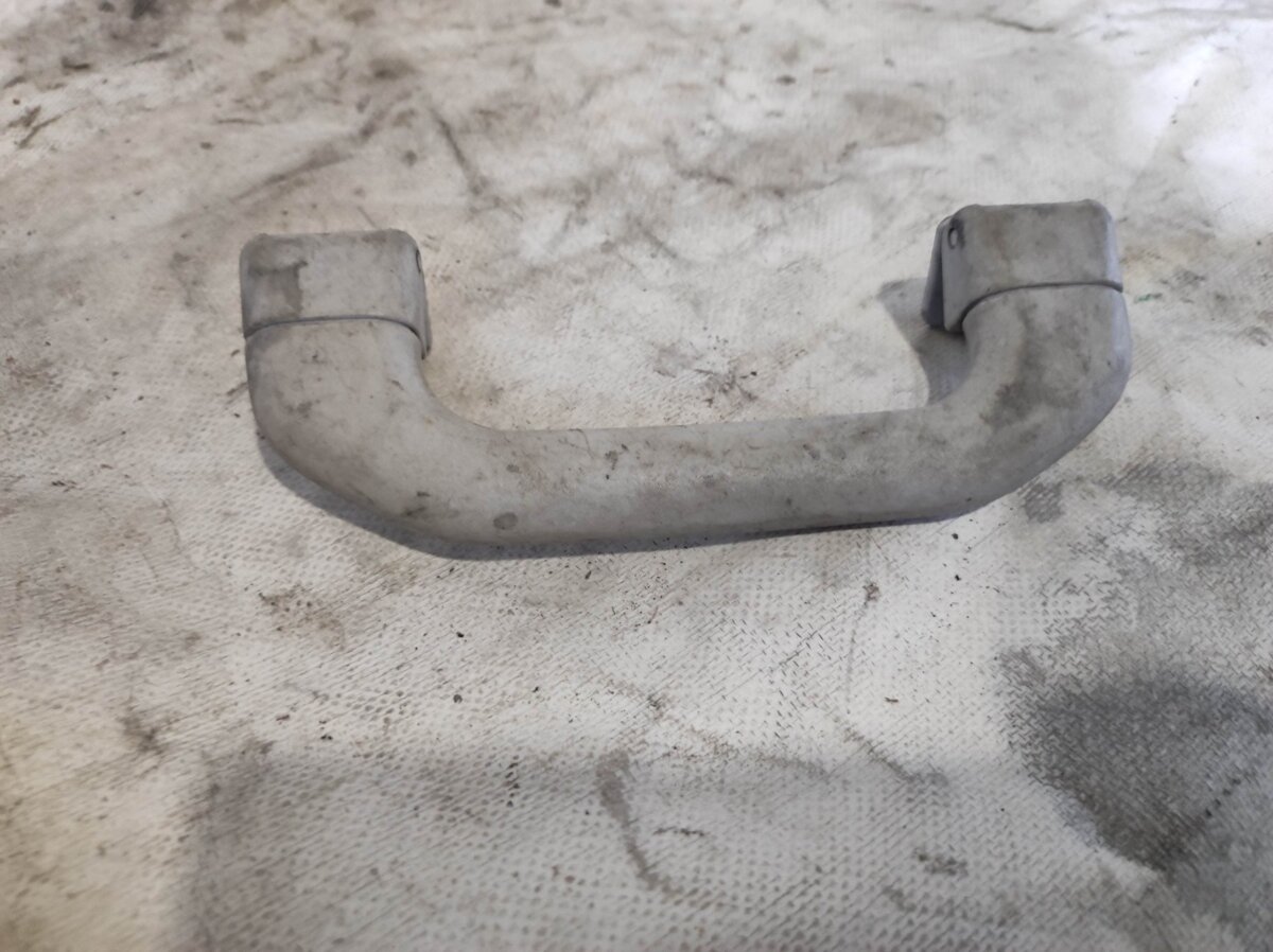 Ручка Volkswagen Golf III (1991-1999) 1H0857607D