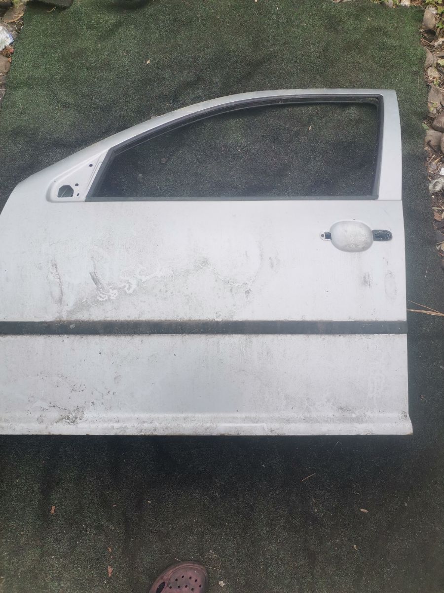 Двері передні ліві гольф Інше Інше