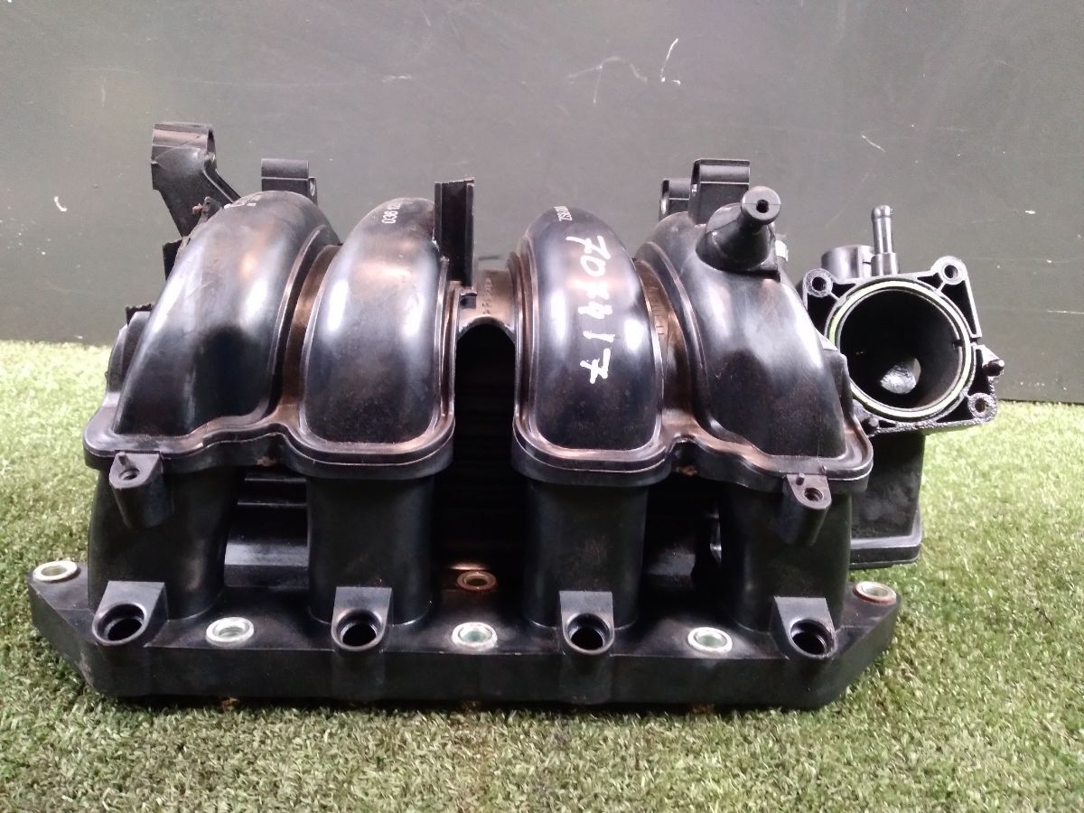 Колектор впускний Volkswagen Golf IV (1997-2006) 036129711FQ