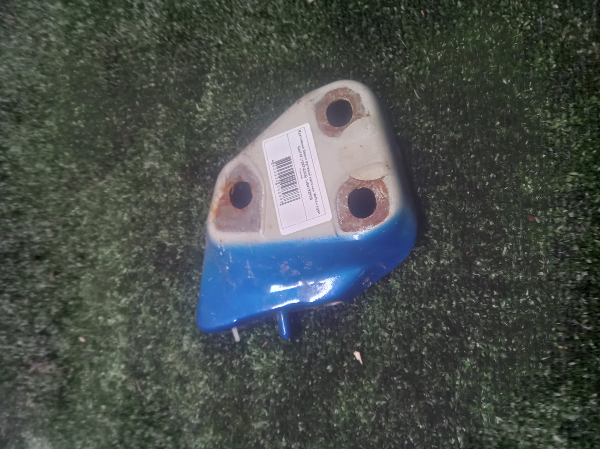 Крепление балки рулевой колонки Volkswagen Golf IV (1997-2006) 1J0419256B