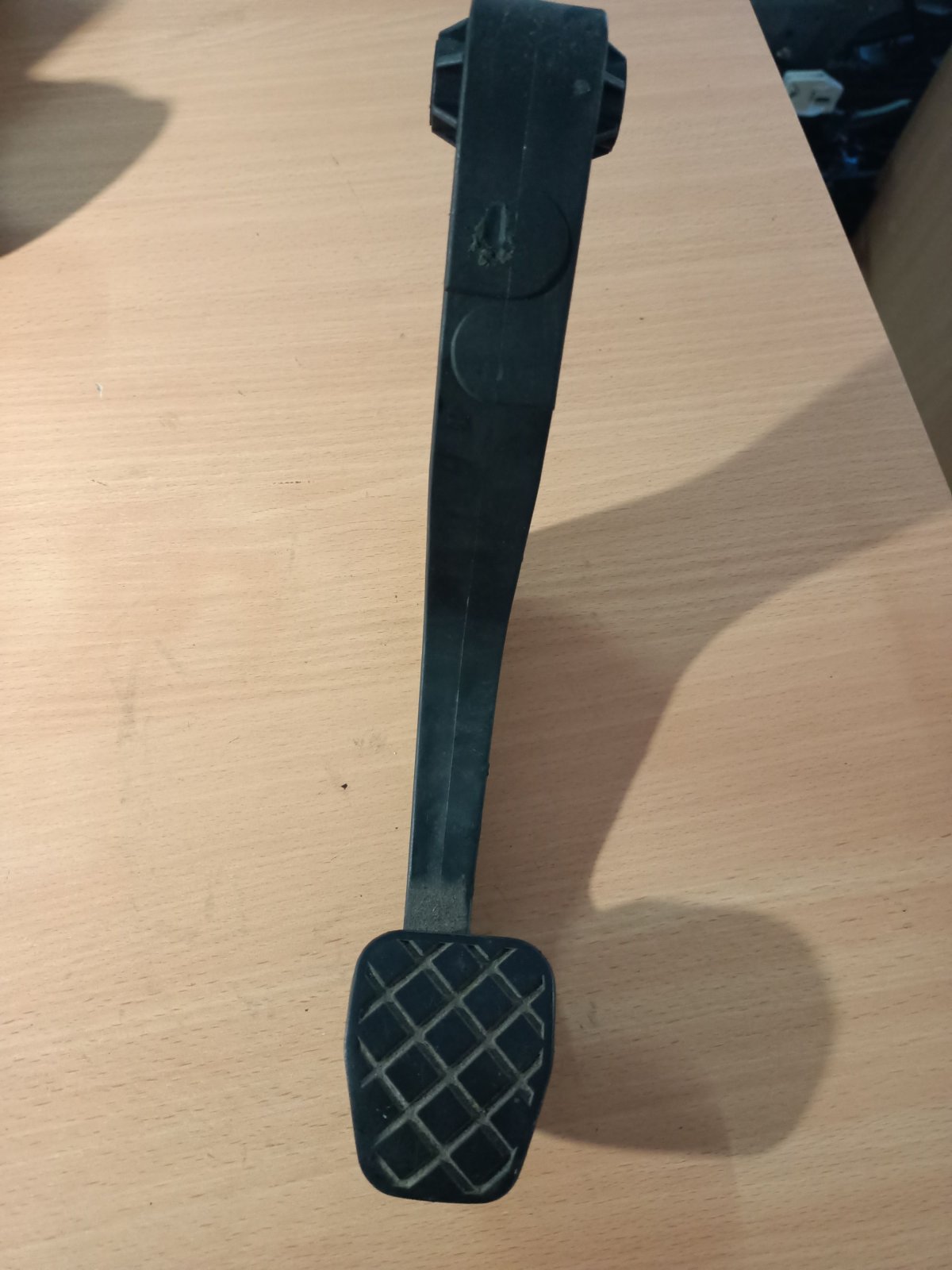 Педаль сцепления Volkswagen Golf IV (1997-2006) 1J1721321C