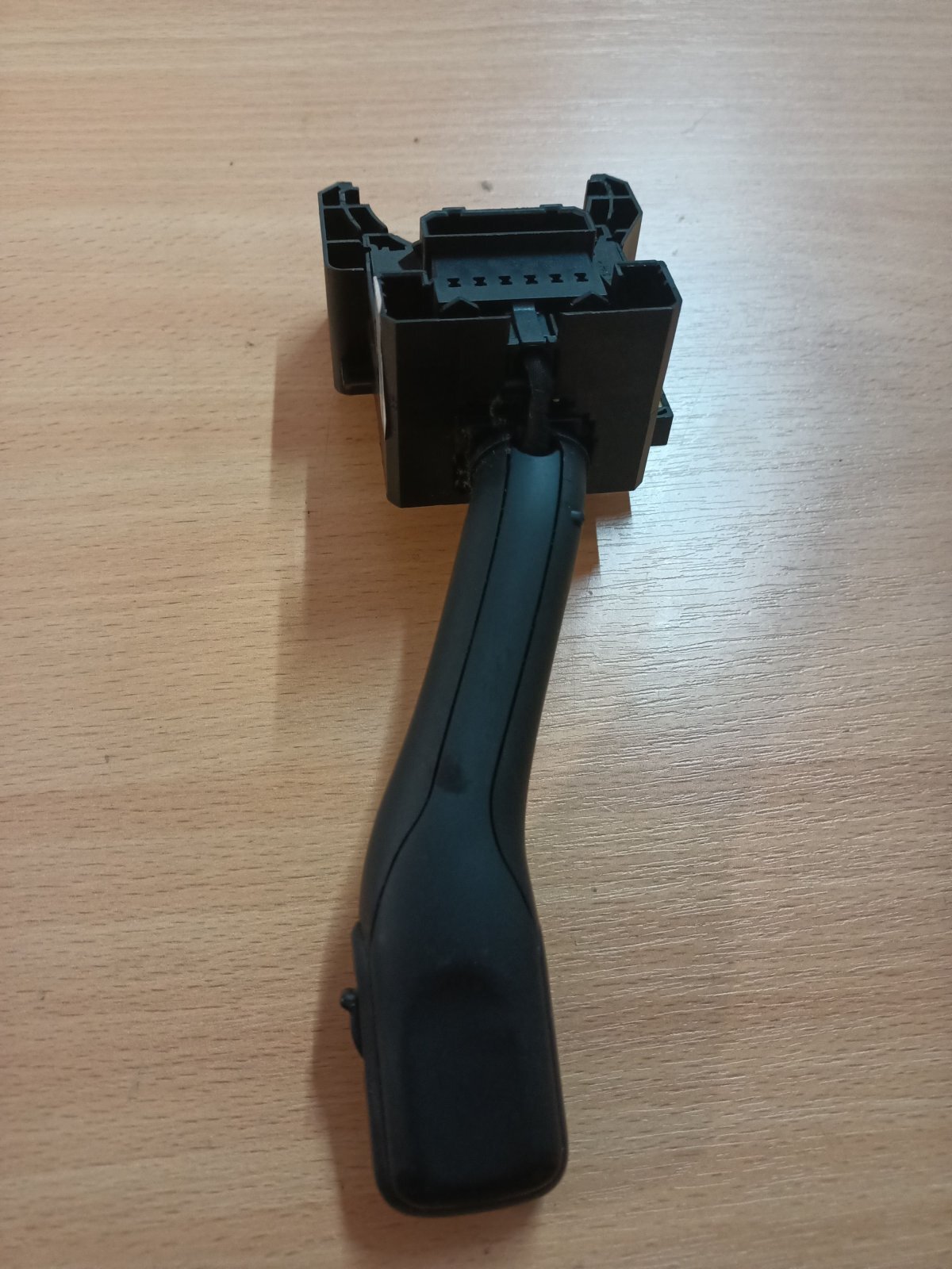 Перемикач підрульовий Volkswagen Golf IV (1997-2006) 4B0953503F