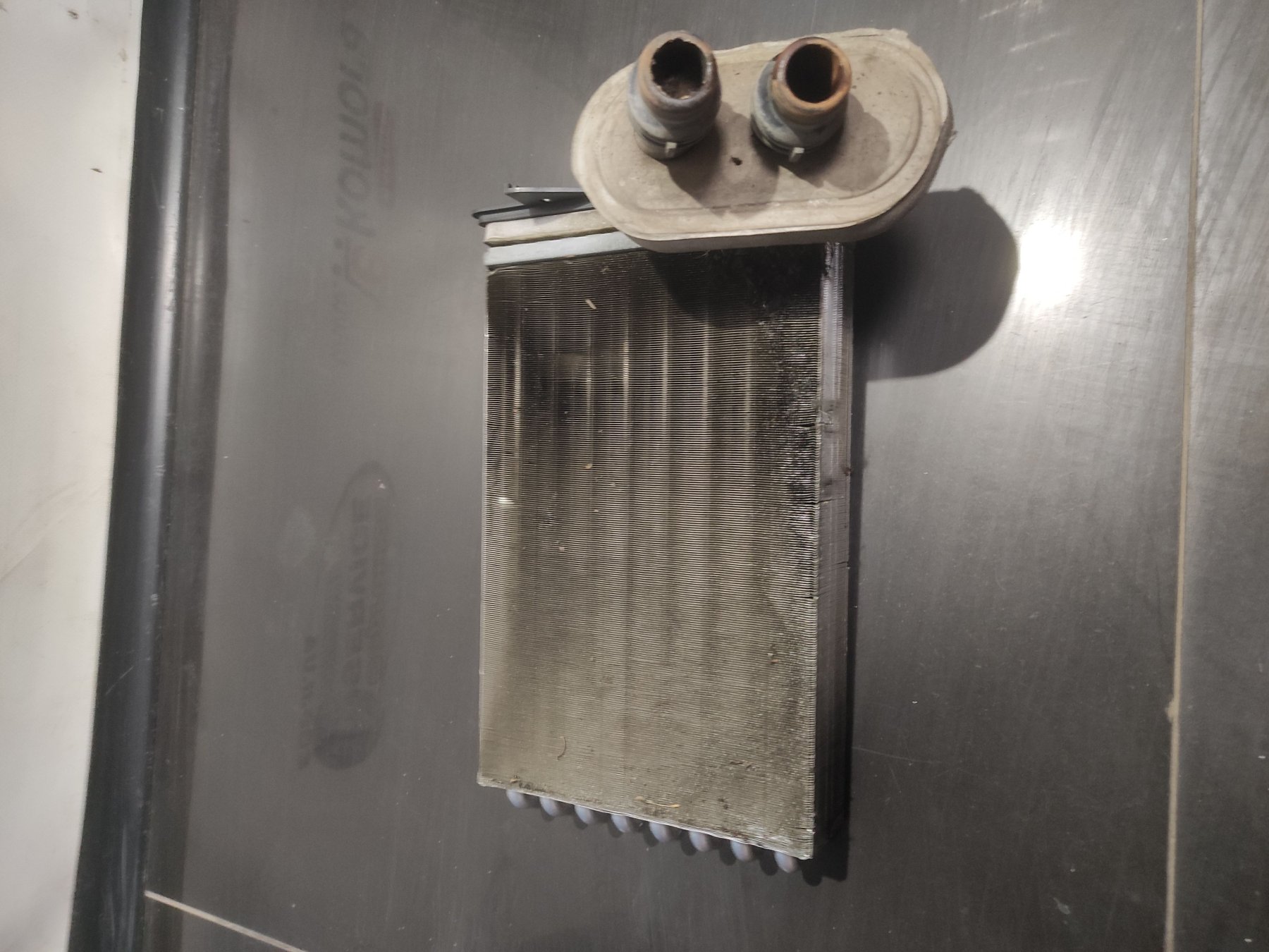 радіатор опалювача салону; теплообмінник; радіатор пічки (обігрівача) Volkswagen Golf IV (1997-2006) 1J1819031A