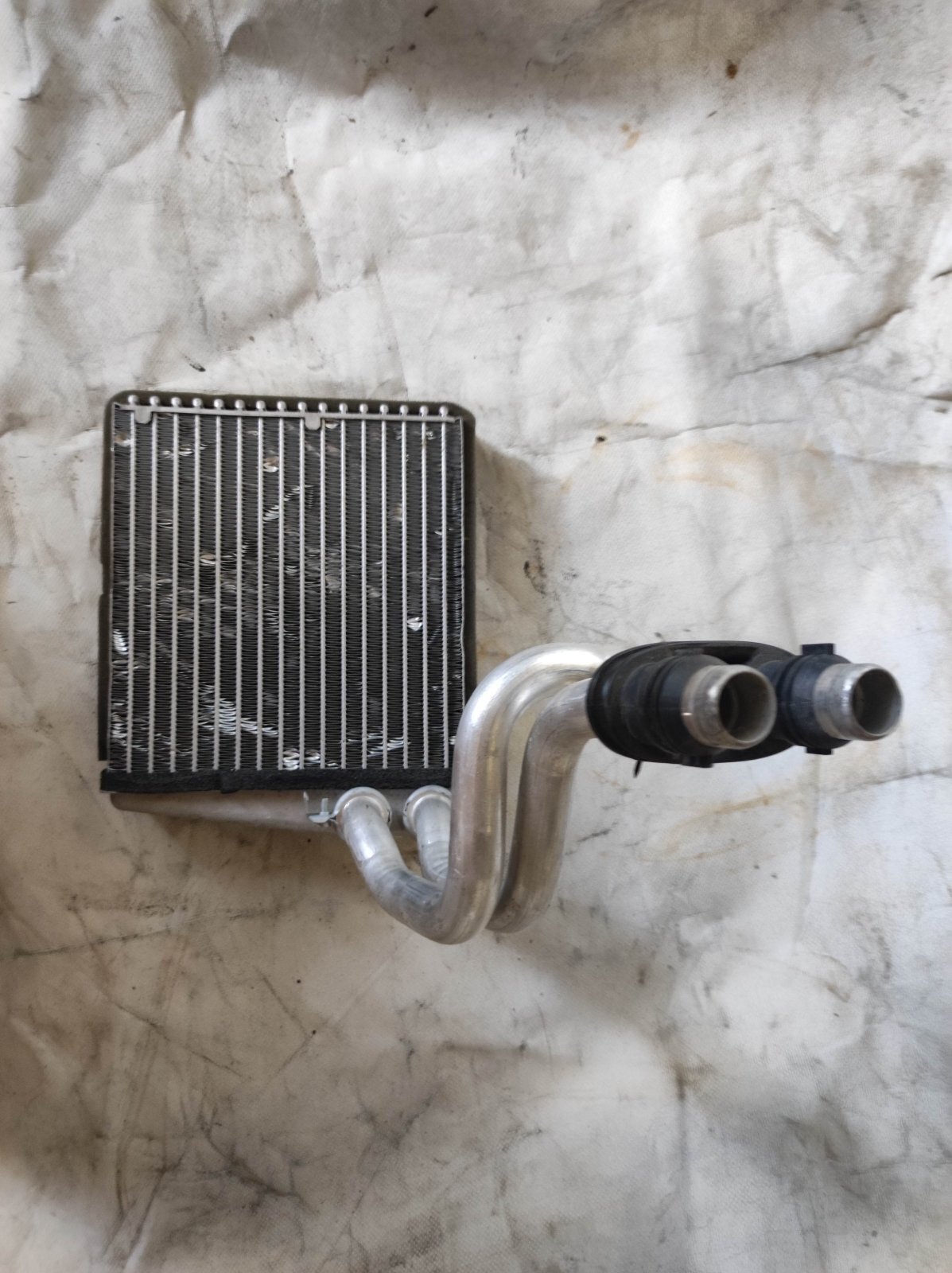 радіатор опалювача салону; теплообмінник; радіатор пічки (обігрівача) Volkswagen Golf IV (1997-2006) 1K0819031