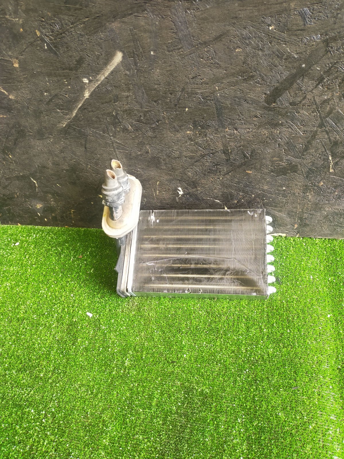 Радіатор пічки (обігрівача) Volkswagen Golf IV (1997-2006) 1J1819031A