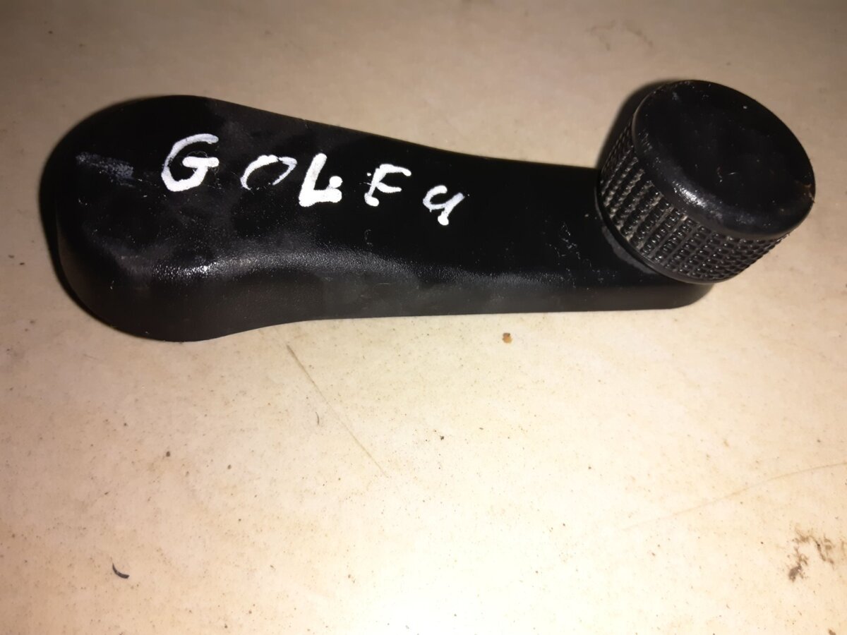 Ручка підйому скла передніх дверей Volkswagen Golf IV (1997-2006) 1H0837581D