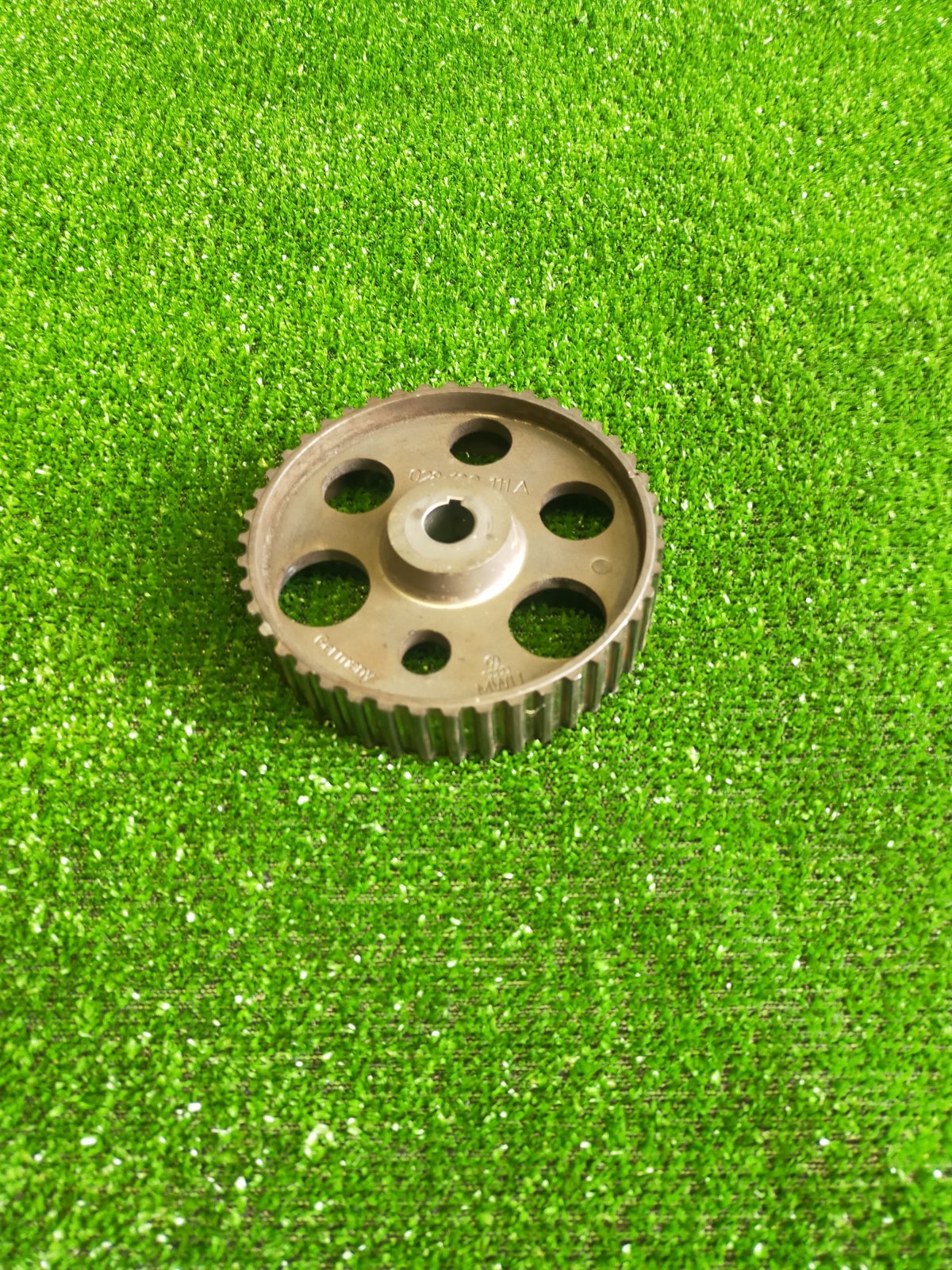 Шків ТНВД гольф Volkswagen Golf IV (1997-2006) 028130111A