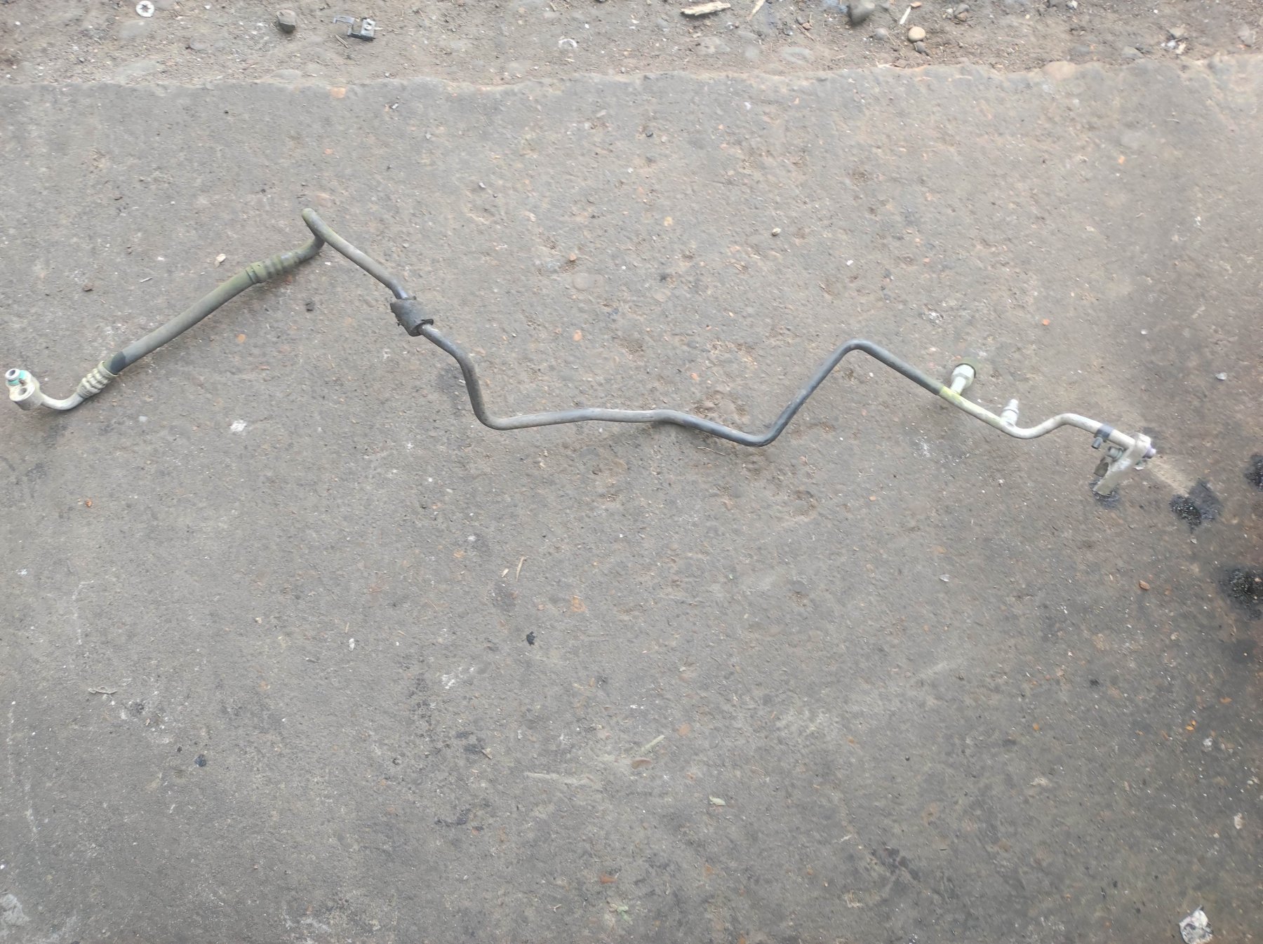 шланг кондиціонера, від радіатора до випарника Volkswagen Golf IV (1997-2006) 1J1820741G