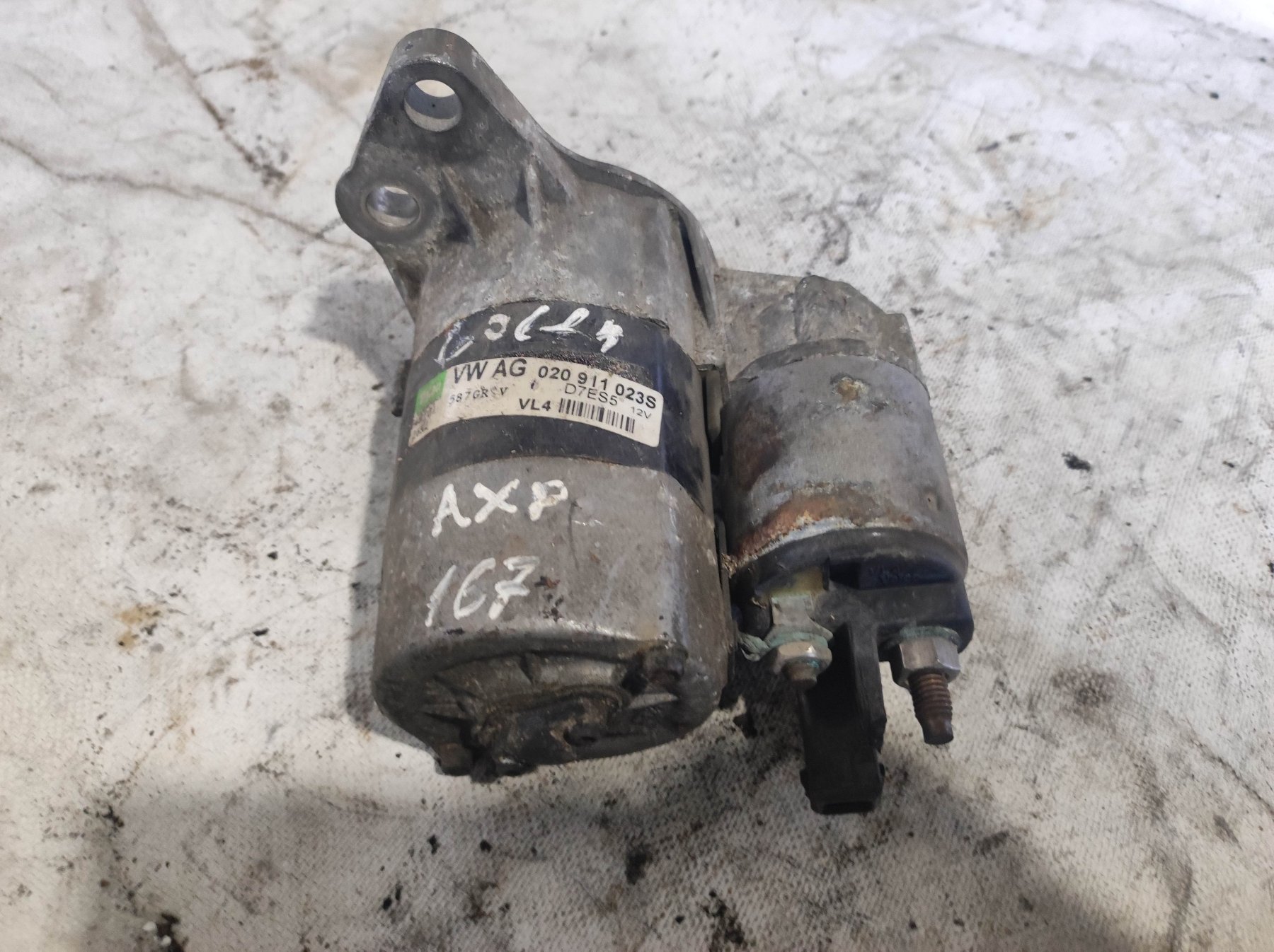 стартер двигуна; стартер Volkswagen Golf IV (1997-2006) 020911023S