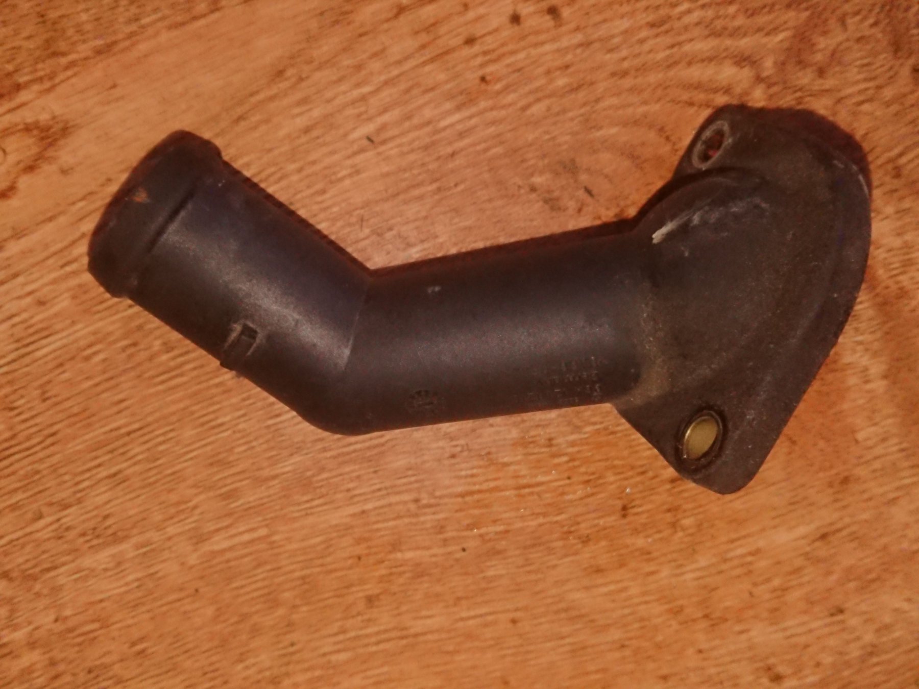 Volkswagen Golf IV (1997-2006) 06A121121C