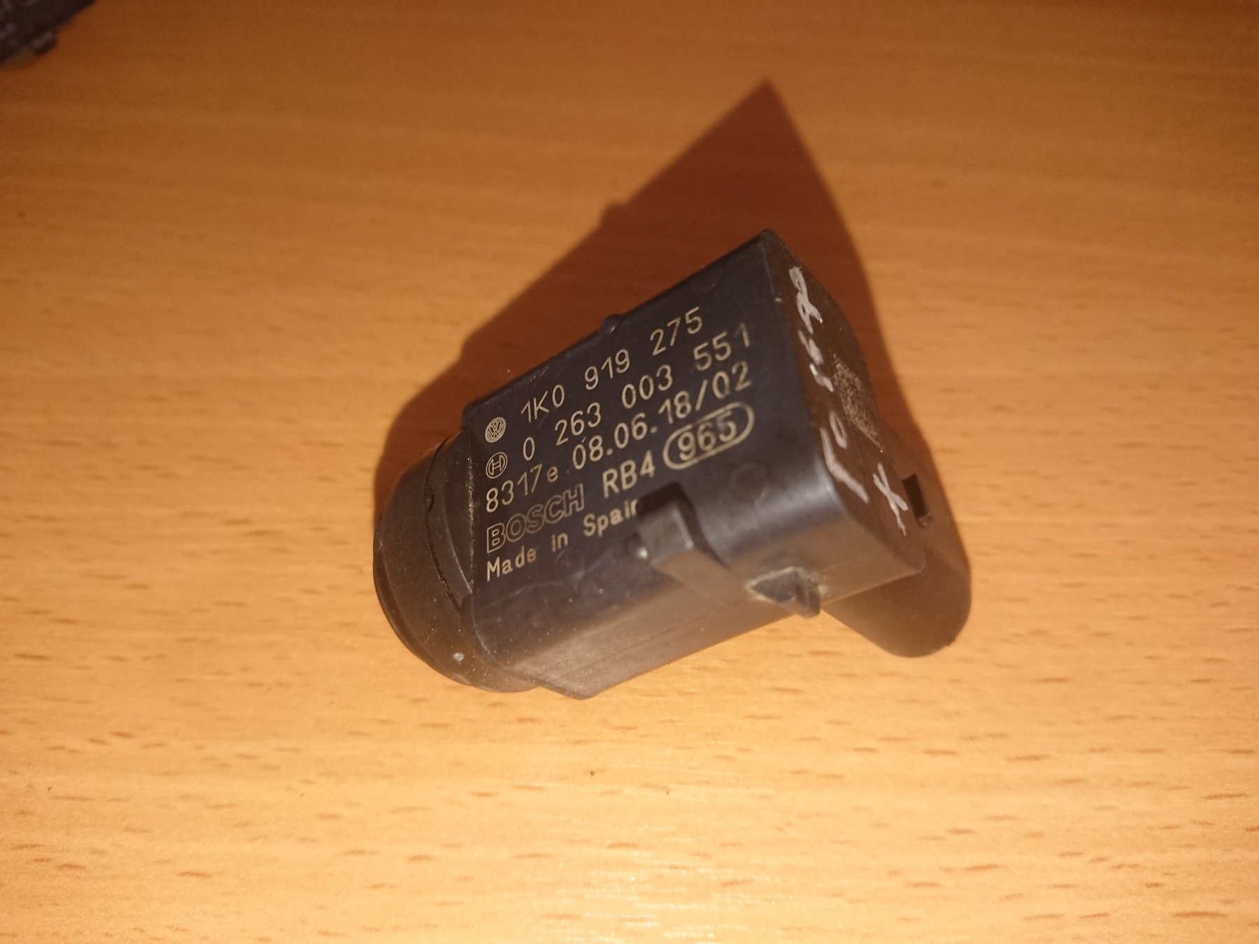 датчик сигналізації парковки (парктронік, передній; Сигналізація світлова (знак автопоїзда); Датчик сигналізації паркування (парктронік), передній) Volkswagen Golf Plus 2005-2014 1K0919275