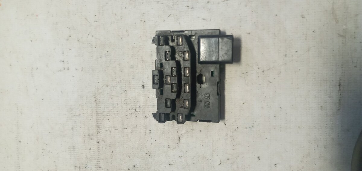 Офіційний vika 99591803001 датчик угла Volkswagen Golf Plus 2005-2014 1K0959654