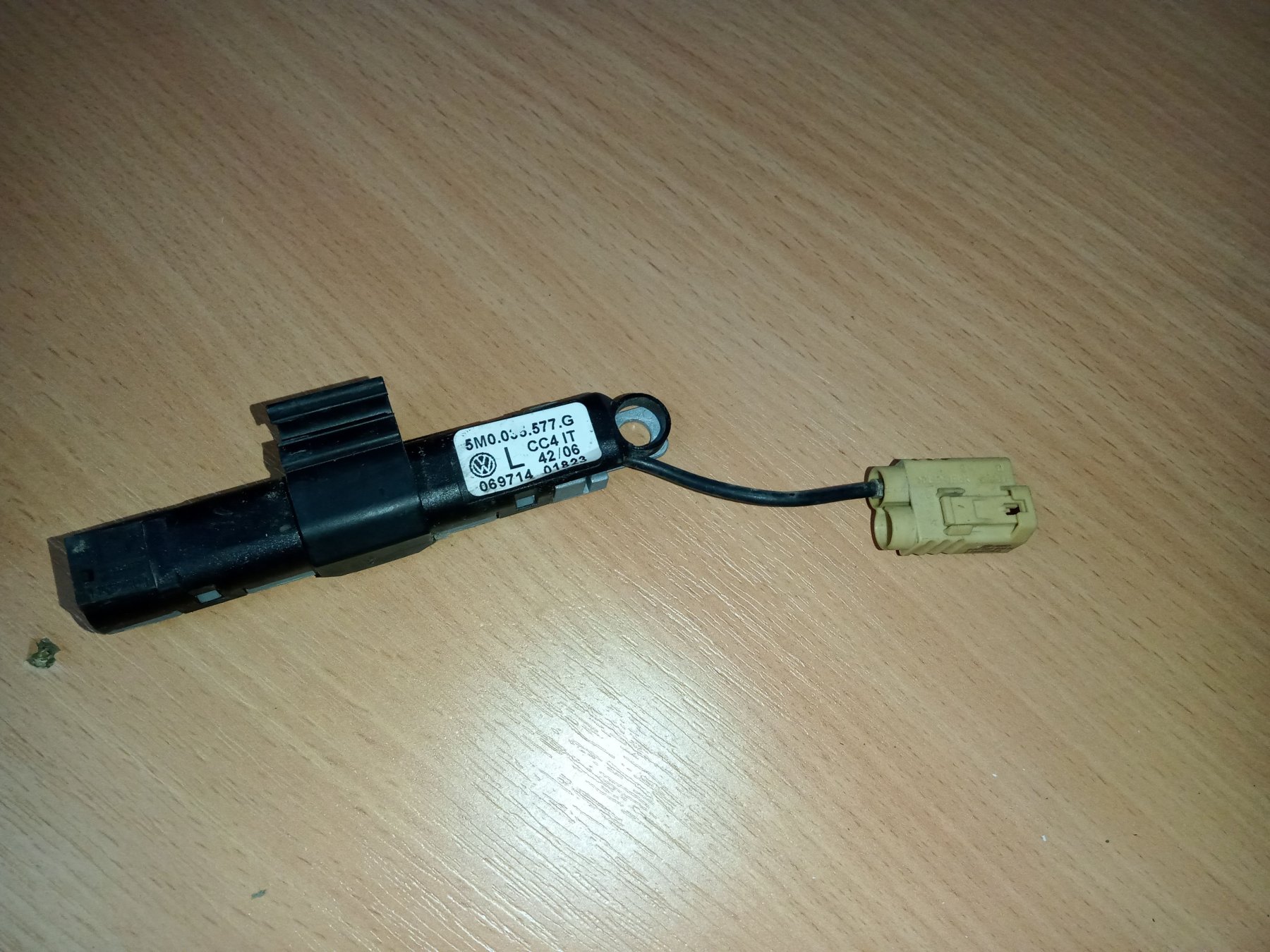 Підсилювач антени Volkswagen Golf Plus 2005-2014 5M0035577G