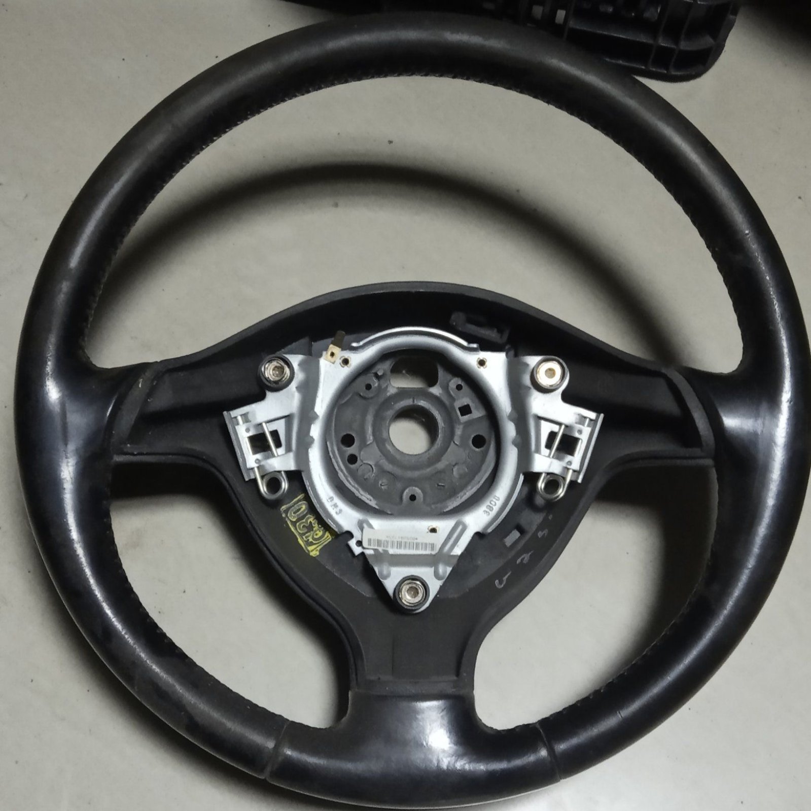 Кермо 4 спиці під airbag -05 Volkswagen Golf V (2003-2009) 1K0419091