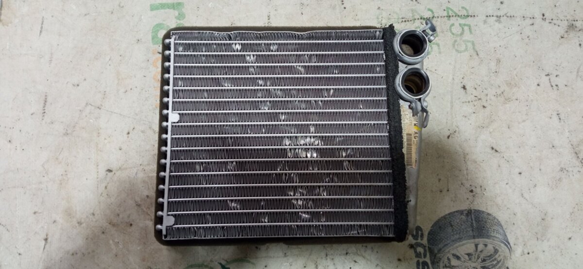 радіатор обігрівача Volkswagen Golf V (2003-2009) 1K0819031B