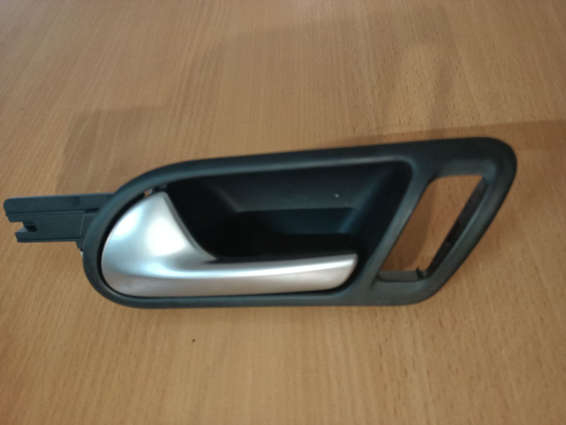 Ручка внутрішня гольф пер.лів Volkswagen Golf VI (2008-2012) 1K1837113