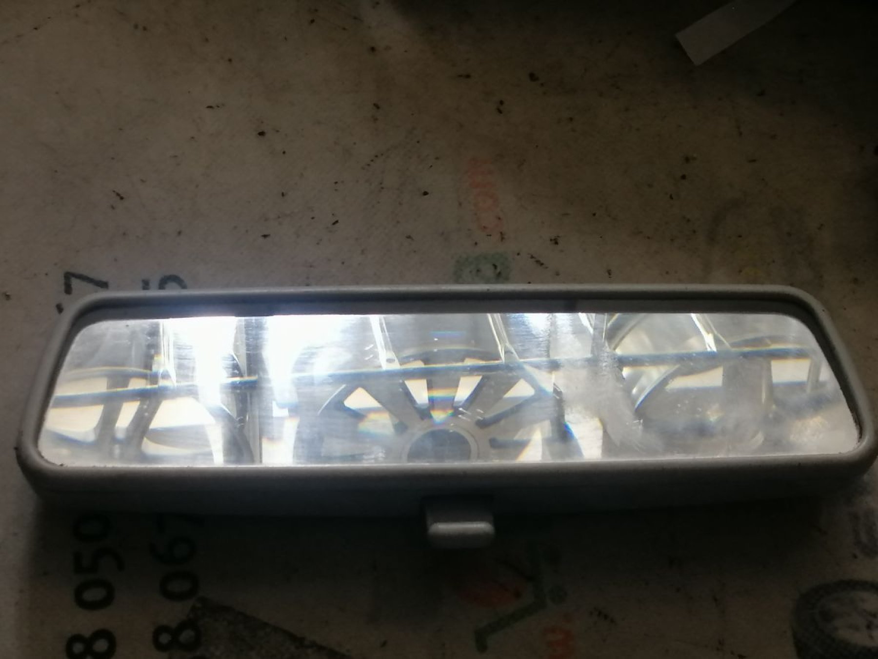 дзеркало внутрішнє, салону; дзеркало заднього виду в салоні; дзеркало салону авто Volkswagen Jetta V (2005-2011) 3B0857511G