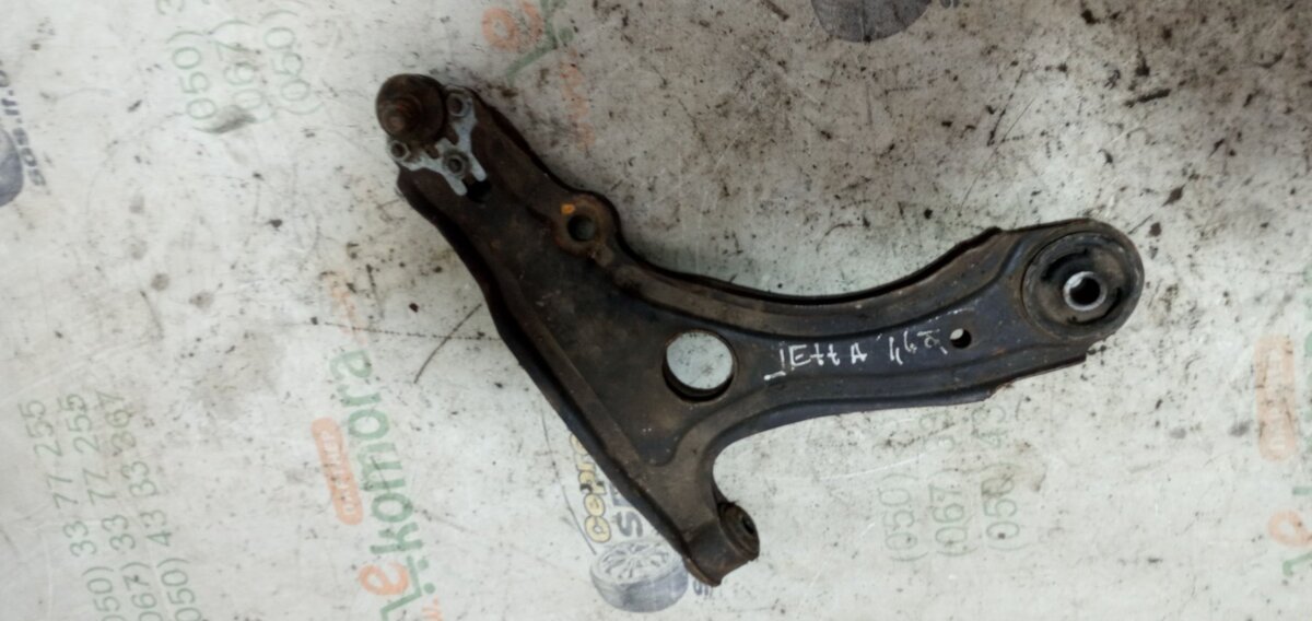 важіль передньої підвіски нижній, лівий/правий; стійки і важелі підвіски Volkswagen Jetta V (2005-2011) 1J0407151C