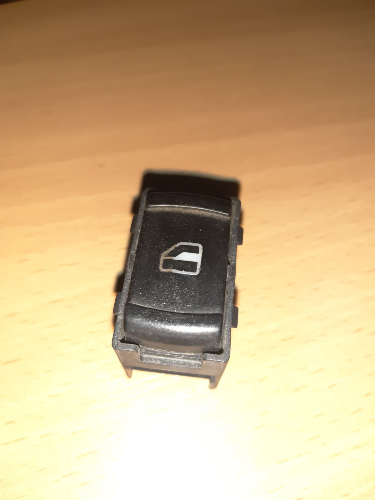 Кнопка склопідйомника Volkswagen Passat B5 (1996-2005) 3B0959855B