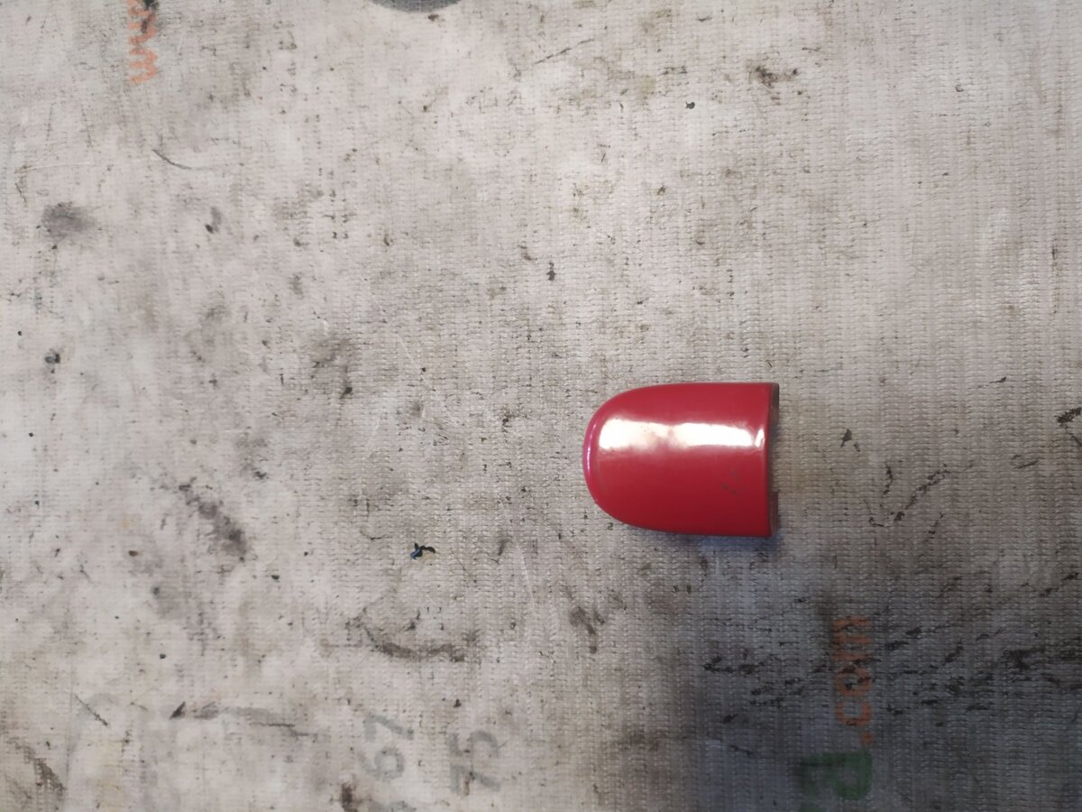 Заглушка ручки дверей a5/b5 (колір уточнюйте) Volkswagen Passat B5 (1996-2005) 3B4839167