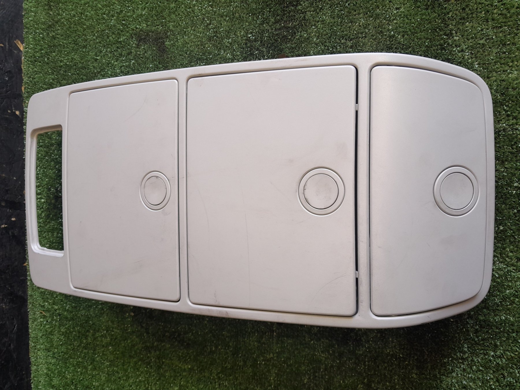 Бардачок стелі (відділення для речей) Volkswagen Passat B6 (2005-2010) 1T0868837B