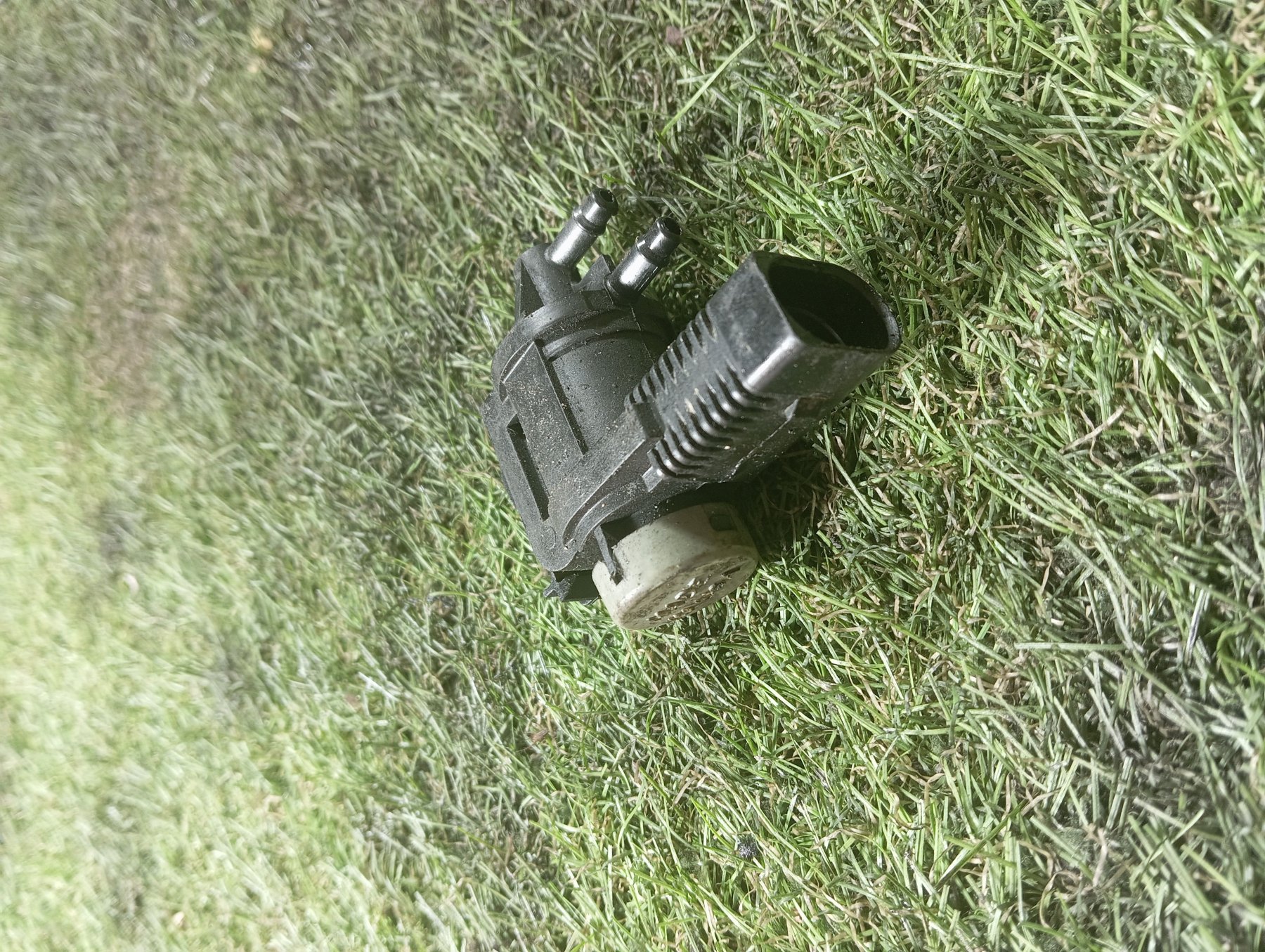 Клапан турбіни Volkswagen Passat B6 (2005-2010) 1K0906283A