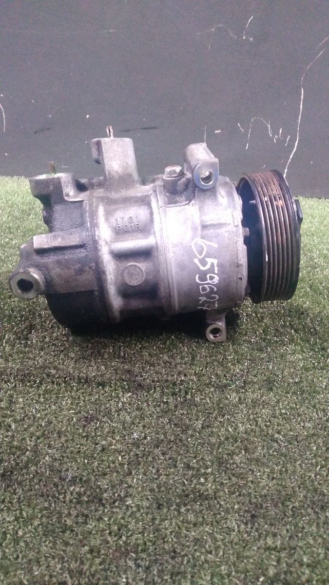 Компресор кондиціонера Volkswagen Passat B6 (2005-2010) 1K0820808B