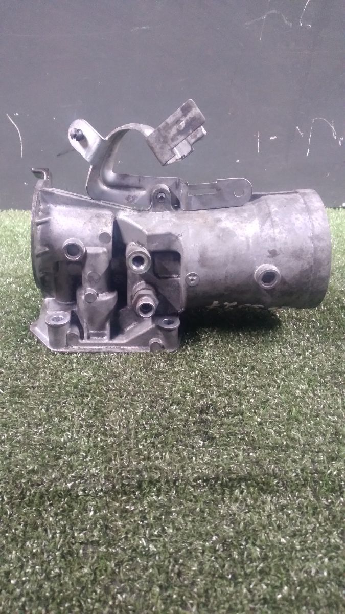 Корпус масляного фільтра Volkswagen Passat B6 (2005-2010) 045115389J