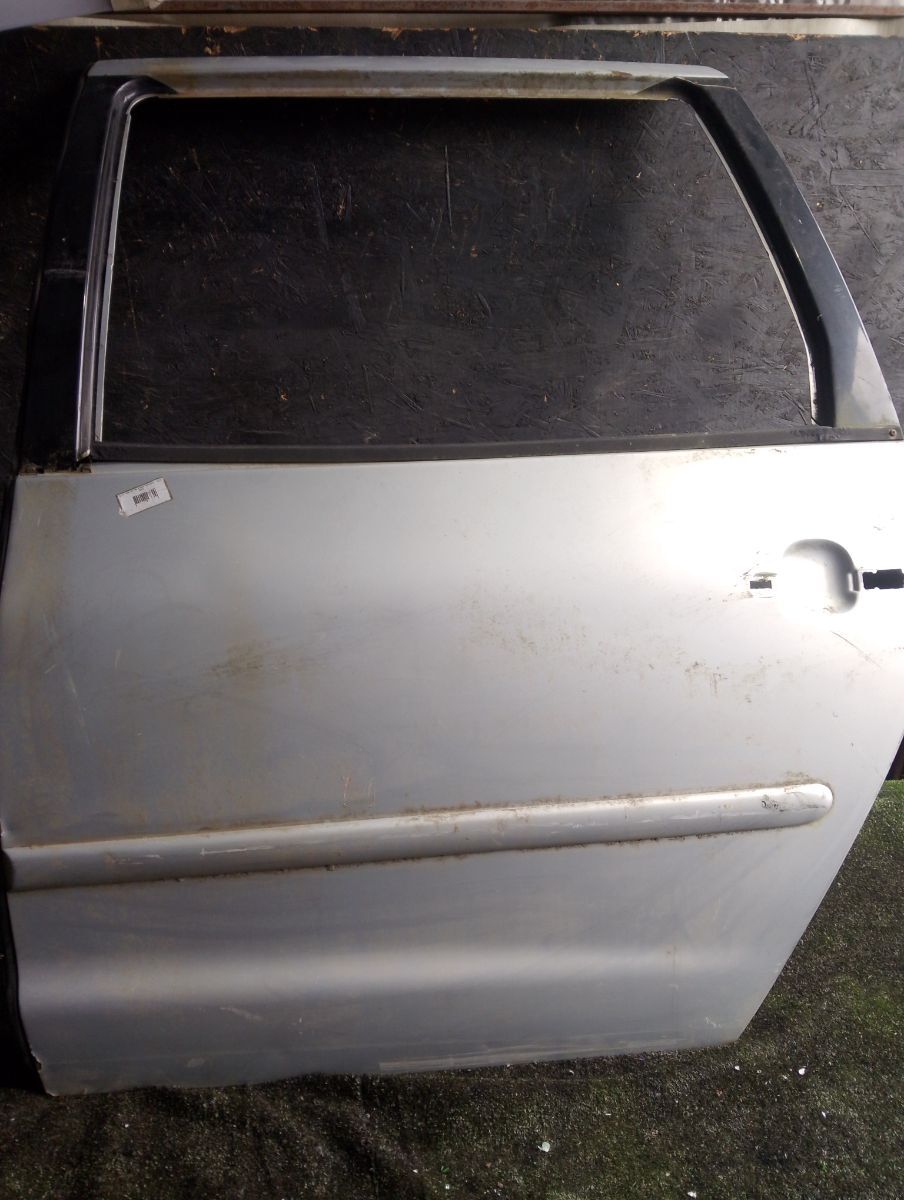 Двері задні ліві  Volkswagen Sharan I (1995-2010) 7M3833021B