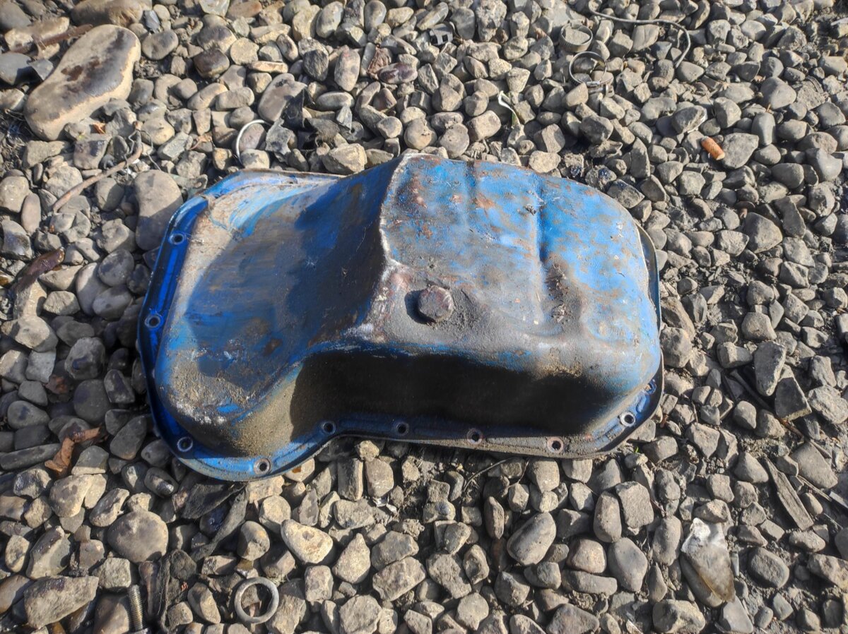 Масляний піддон Volkswagen Sharan I (1995-2010) 051103601