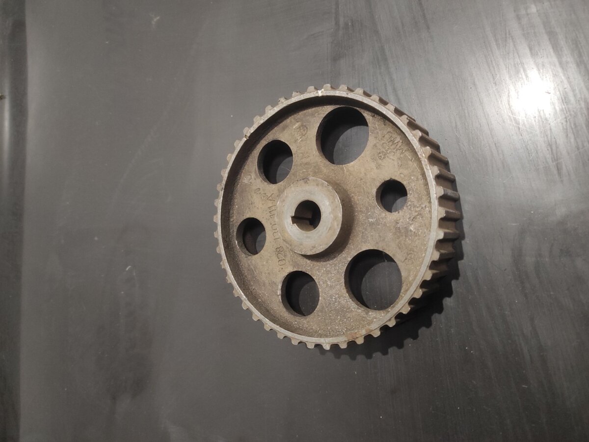 шестерня приводу пнвт Volkswagen Sharan I (1995-2010) 028130111A