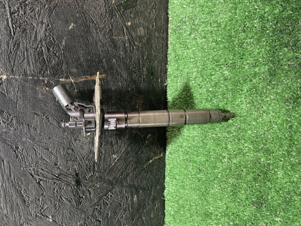 Форсунка Volkswagen Touareg I (2002-2010) 059130277AH