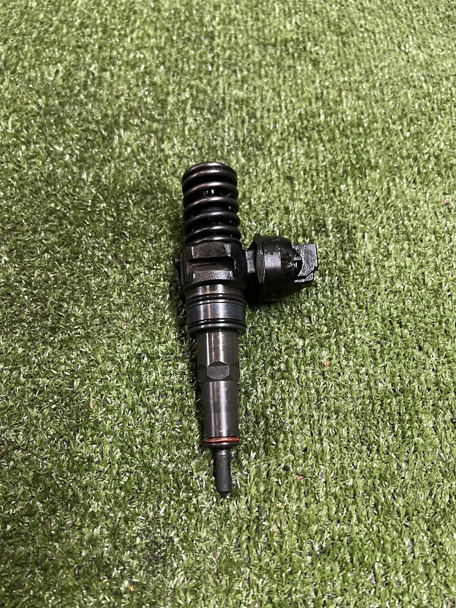 Форсунка Volkswagen Touareg I (2002-2010) 07Z130073F