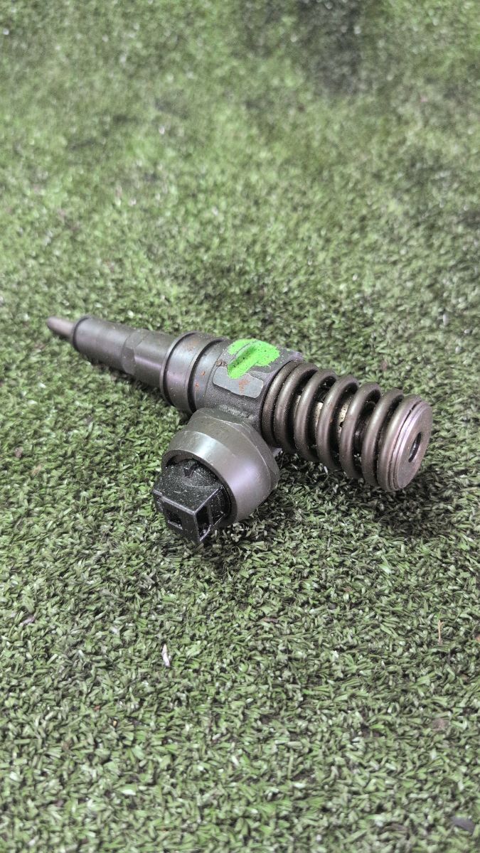 Форсунка Volkswagen Touareg I (2002-2010) 07Z130073F