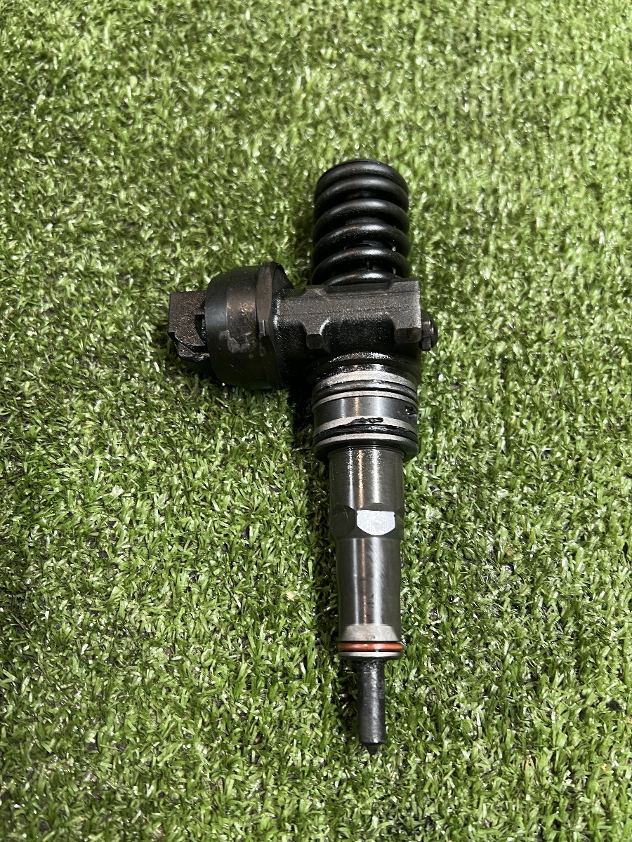 Форсунка Volkswagen Touareg I (2002-2010) 07Z130073F