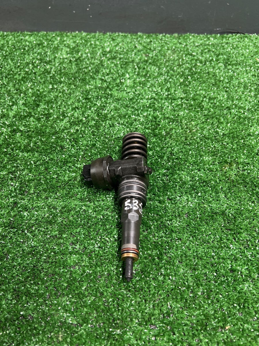 Форсунка впорскування палива Volkswagen Touareg I (2002-2010) 07Z130073F
