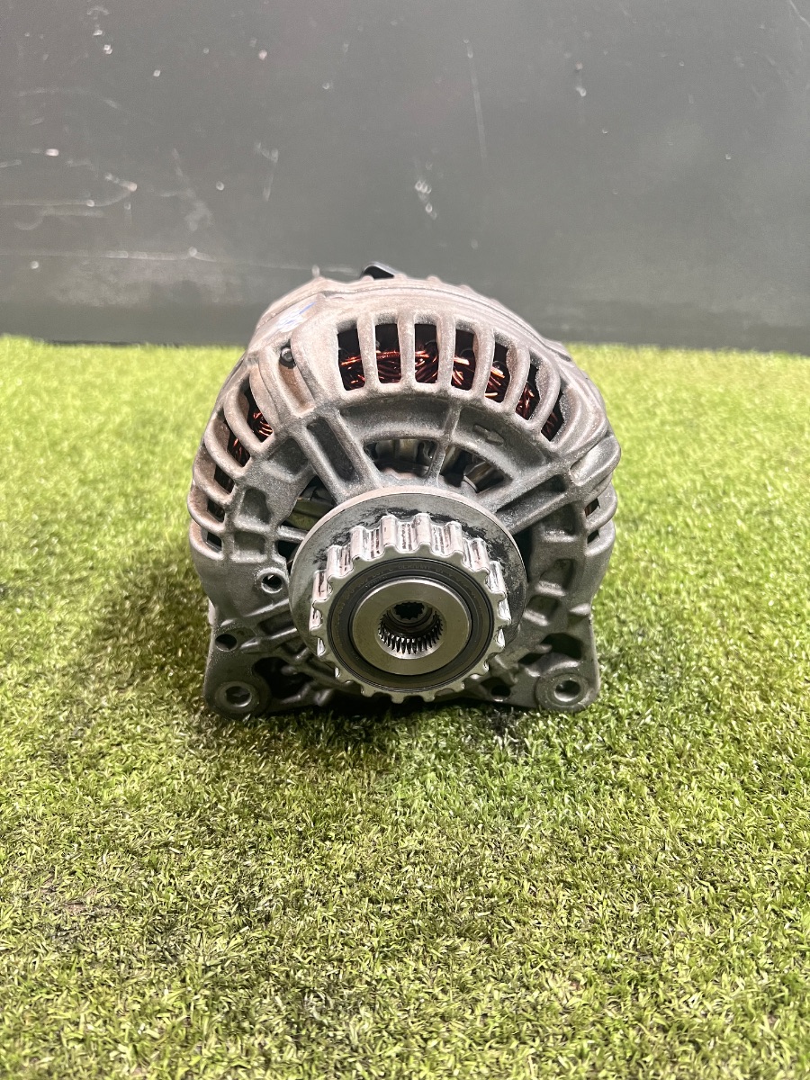 Генератор Volkswagen Touareg I (2002-2010) 070903024