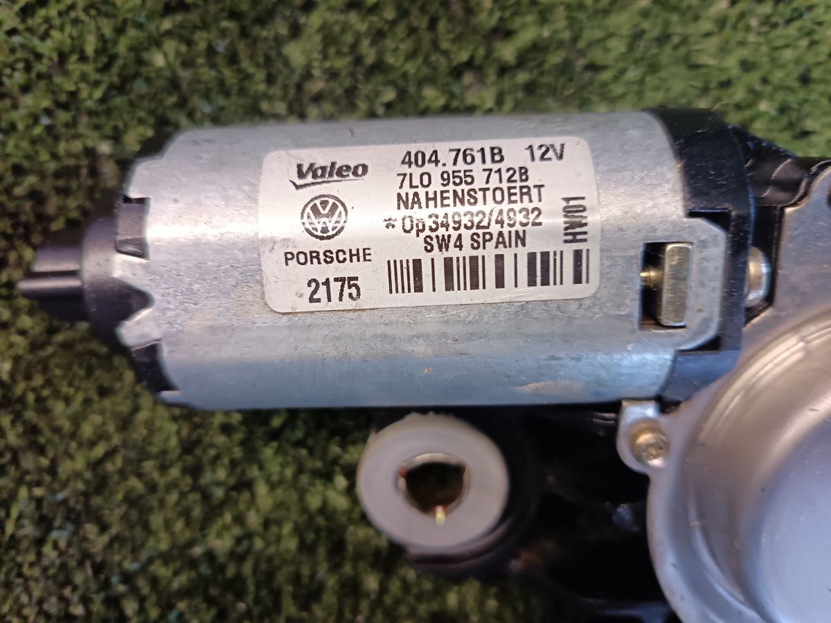 Моторчик склоочисника заднього скла Volkswagen Touareg I (2002-2010) 7L0955712B