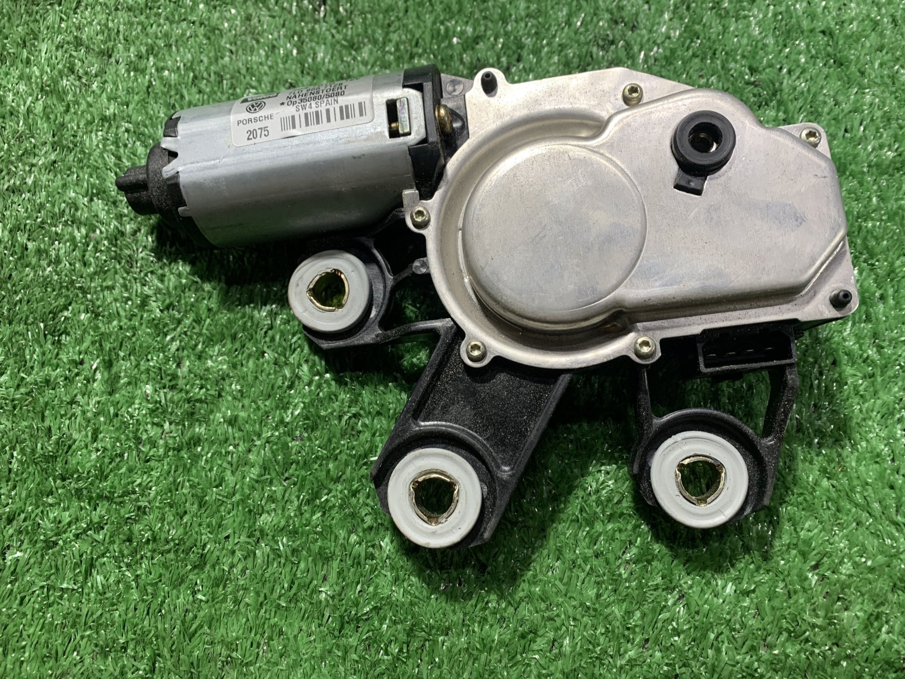 Моторчик стікло очисника Volkswagen Touareg I (2002-2010) 7L0955712B