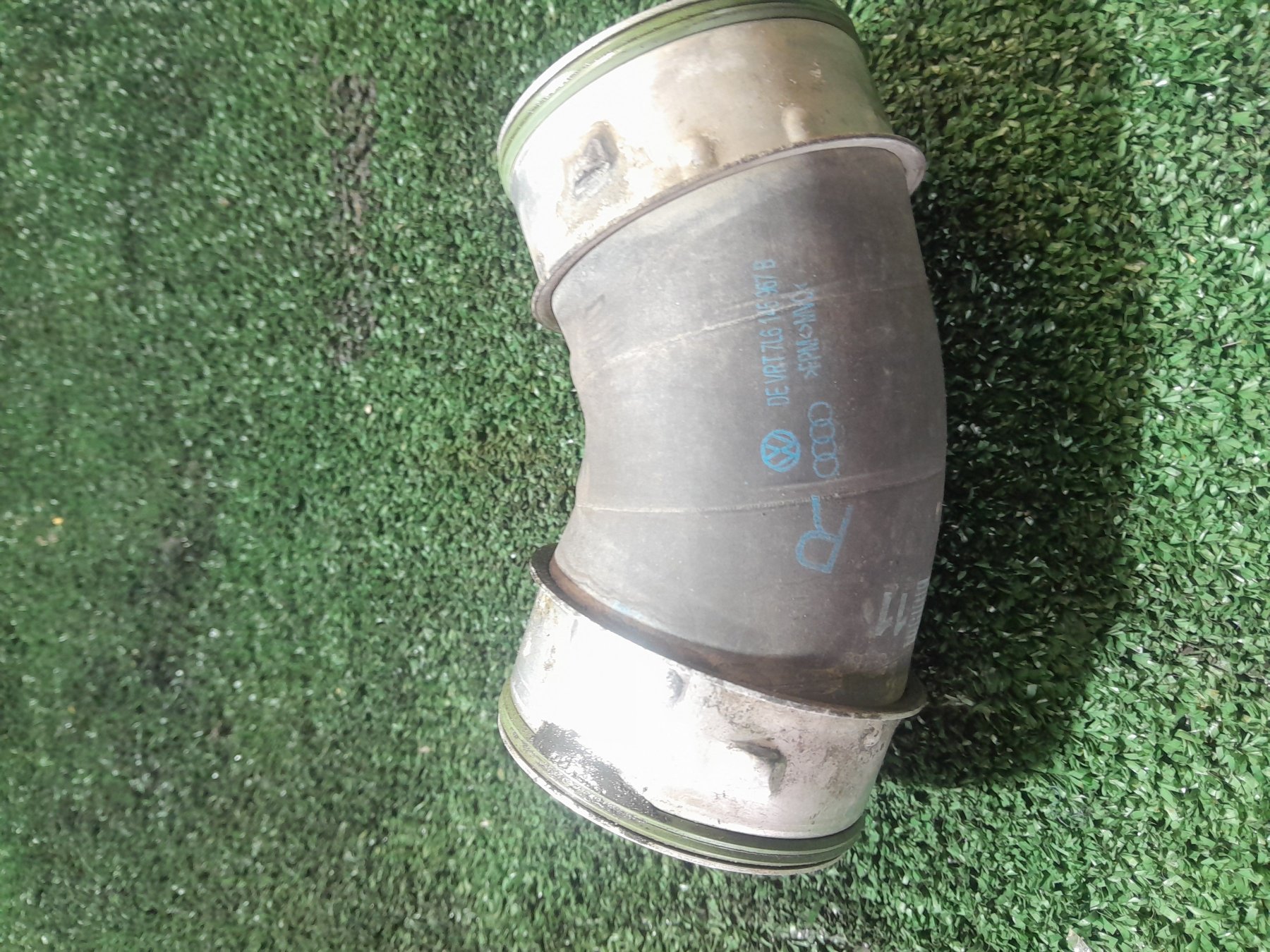 Патрубок інтеркулера нижній правий Volkswagen Touareg I (2002-2010) 7L6145967B