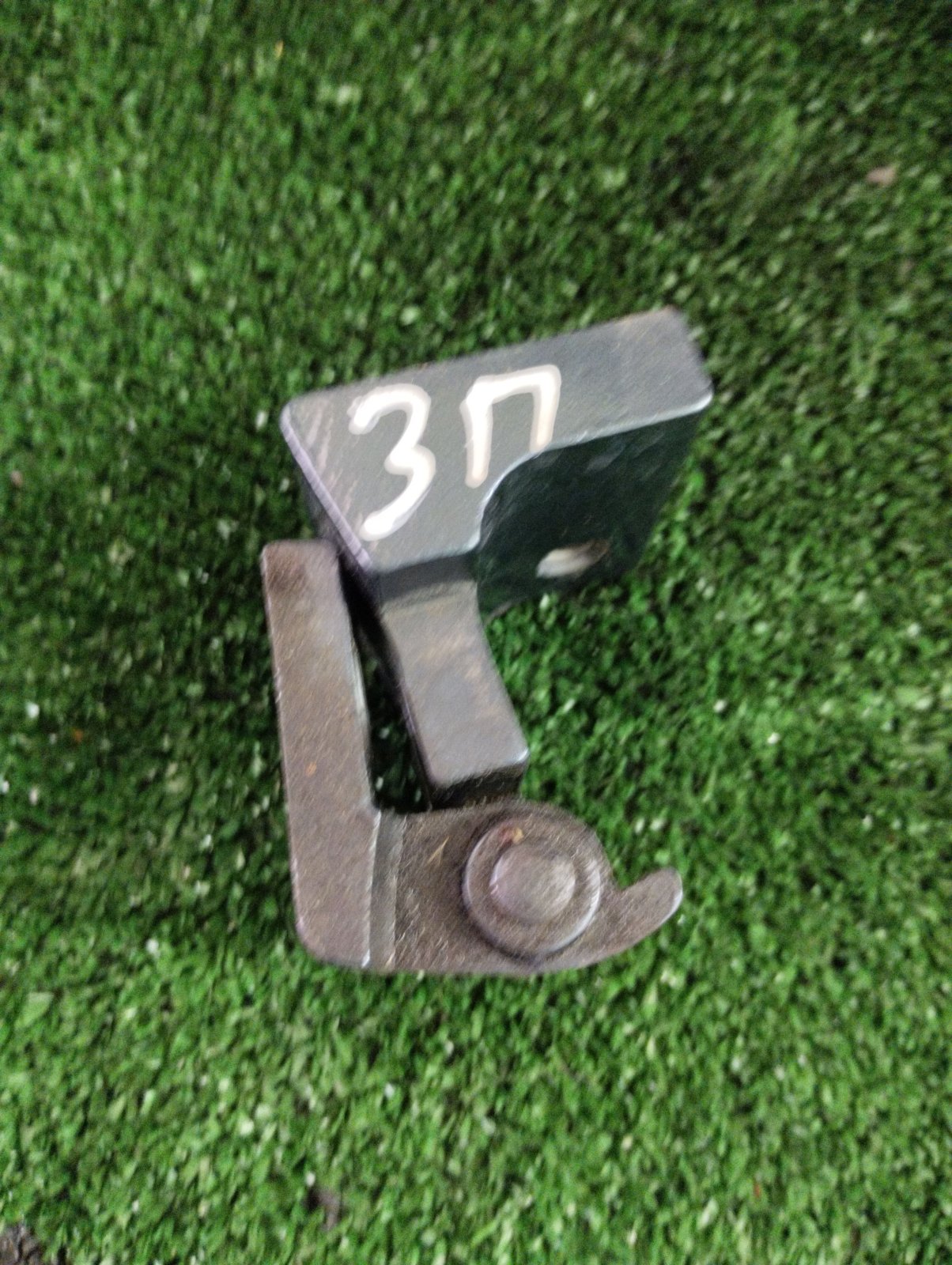 Петля двері задньої правої Volkswagen Touareg I (2002-2010) 7L0833402B