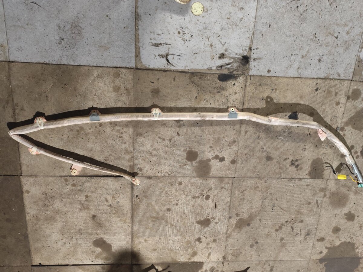 Подушка безпеки бокова ліва Volkswagen Touareg I (2002-2010) 7L6880741E