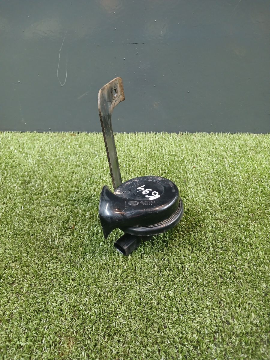 Звуковой сигнал Volkswagen Touareg I (2002-2010) A28657625