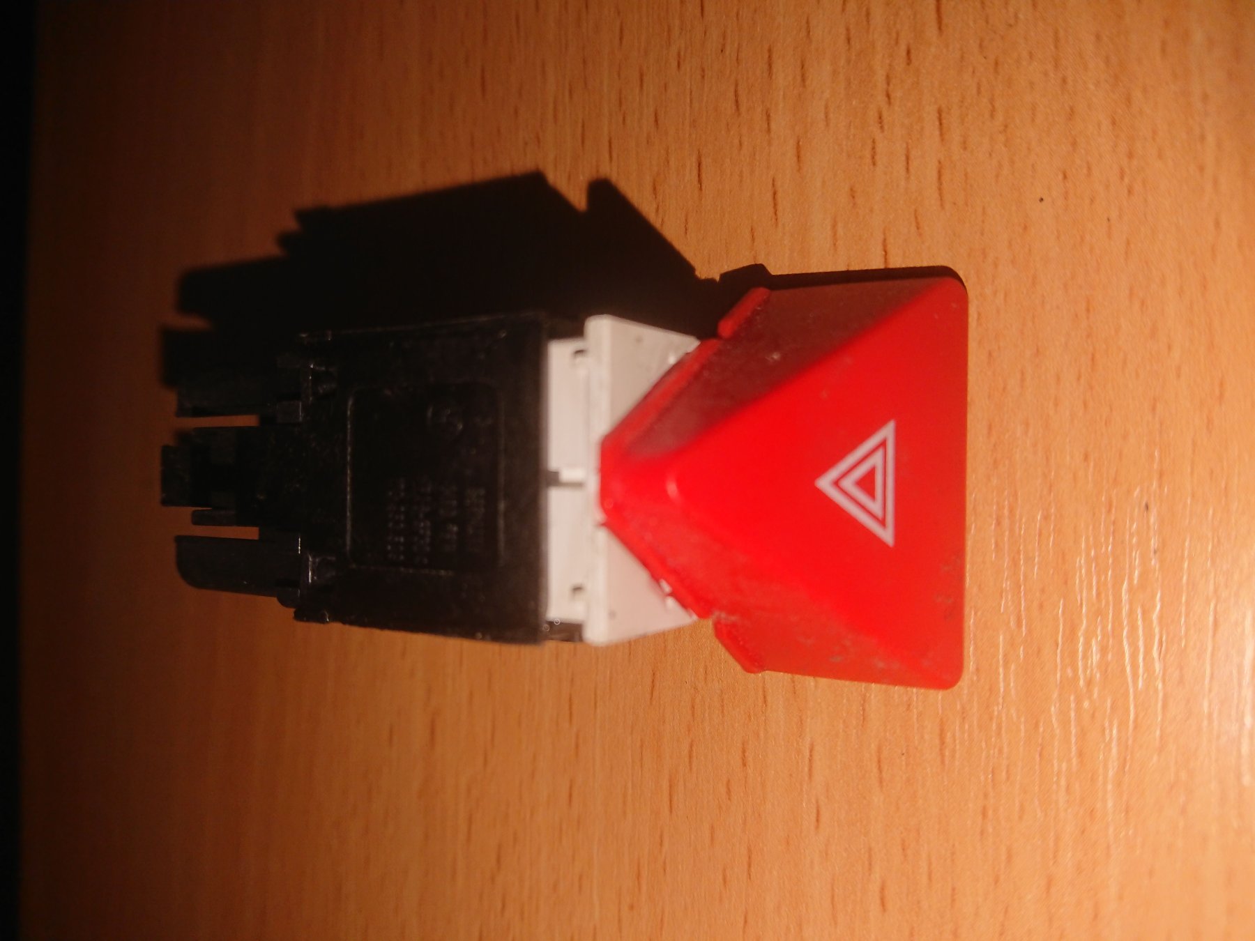 аварійна кнопка; кнопка аварійки; кнопка включення аварійного сигналу Volkswagen Touran I (2003-2010) 1T0953509