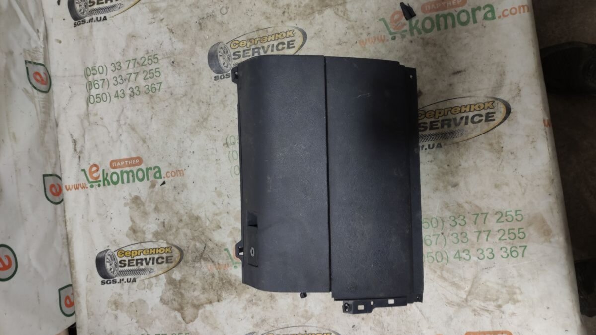 Бардачок Volkswagen Touran I (2003-2010) 1T1857101A