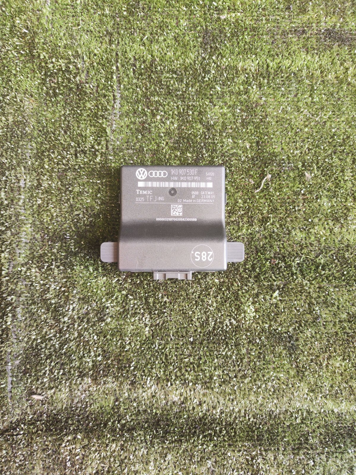 Блок електронний керування інтерфейсом Volkswagen Touran I (2003-2010) 1K0907530F