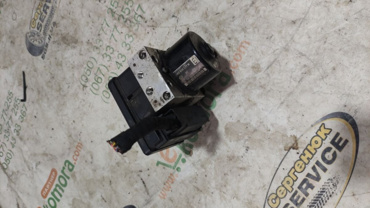 Блок управління abs Volkswagen Touran I (2003-2010) 1K0614517H