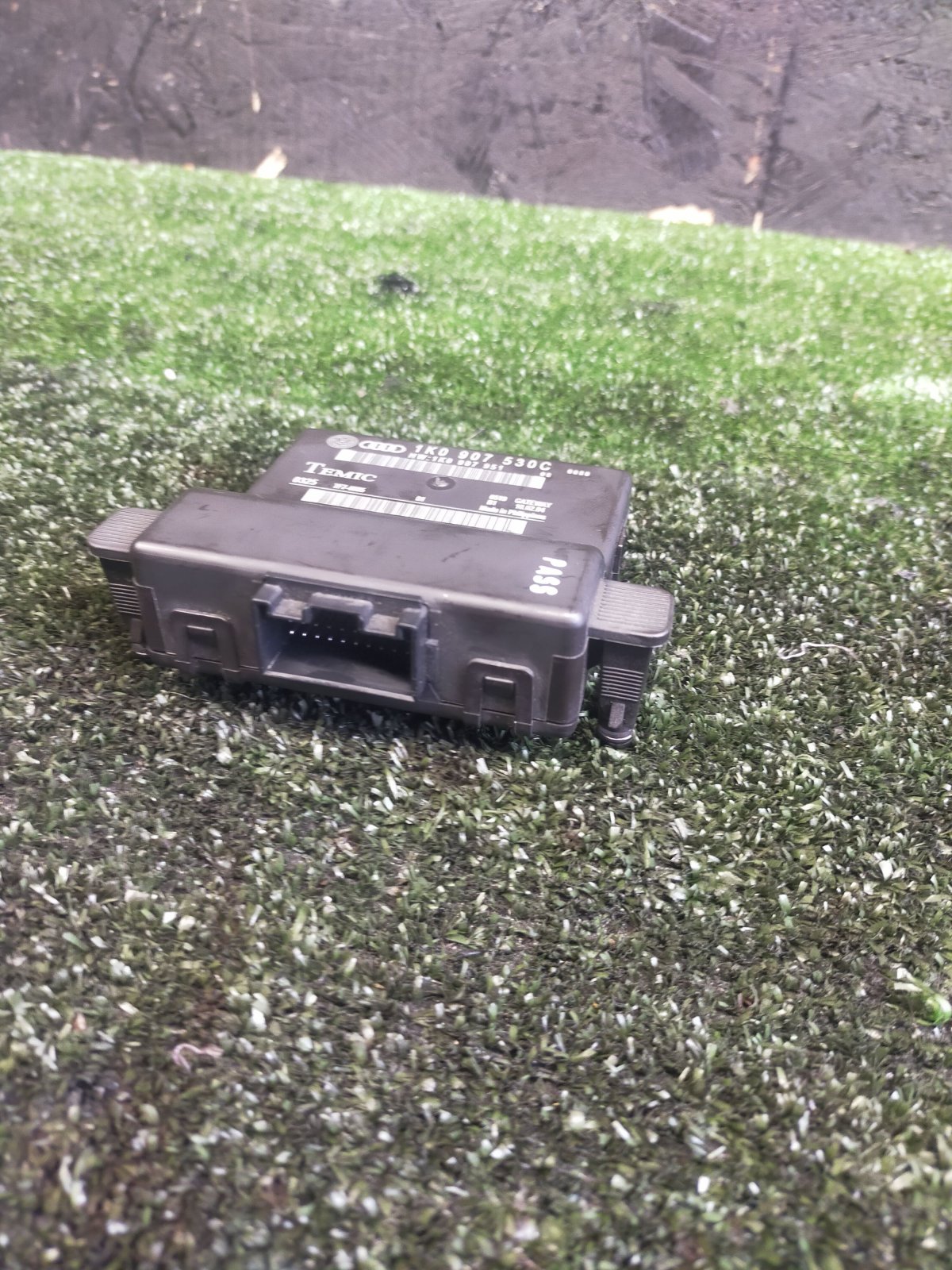 Блок управління міжмережевим інтерфейсом Volkswagen Touran I (2003-2010) 1K0907530C