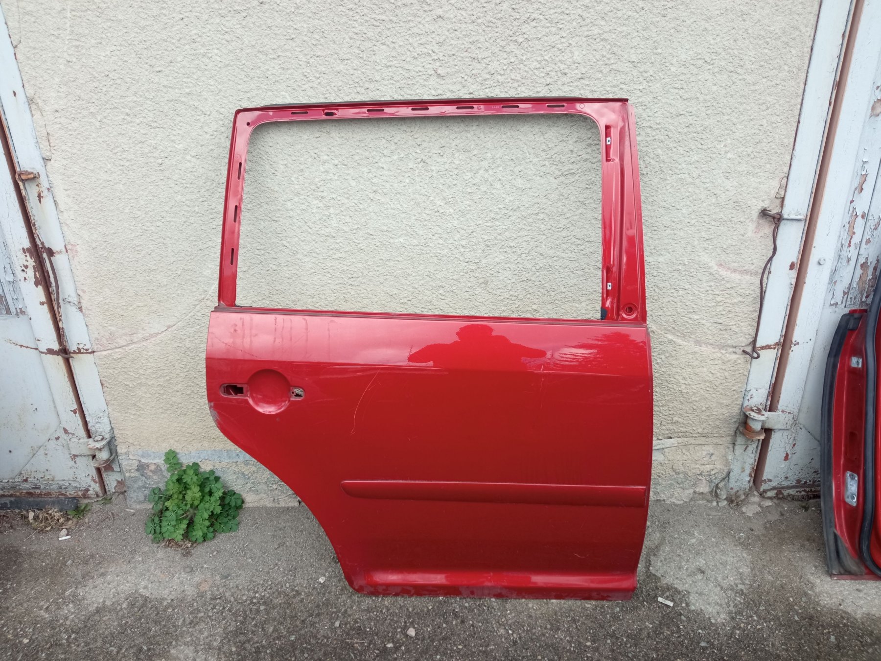 Двері volkswagen touran (2003-2015) Volkswagen Touran I (2003-2010) 1T0833056R